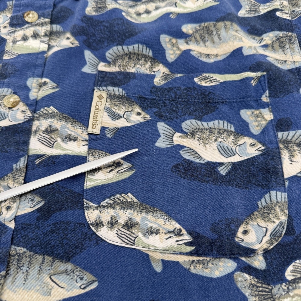 Columbia Shirt Mens Medium Blue Fish Print Short Sleeve Fishing Outdoors *Wear - Picture 3 of 11